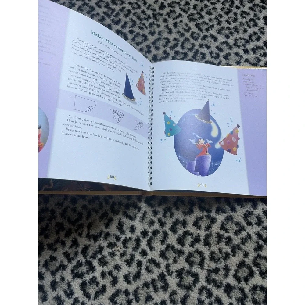 Vtg Disney Bakery Adrienne Berofsky (2000 1st, HC Spiral) Recipes‎ Magical Kids